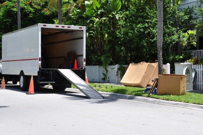 moving van with ramp